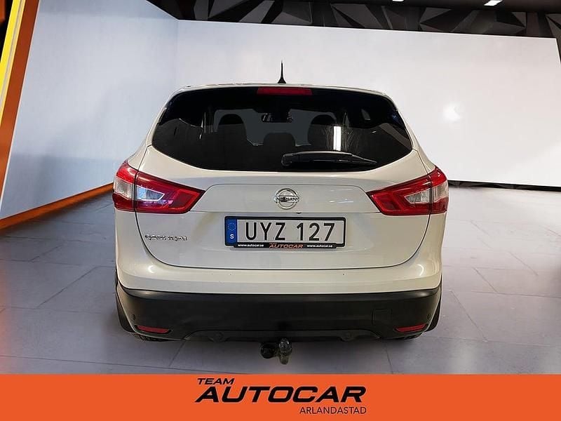 Begagnad Nissan Qashqai 116 HK (85 kW) 2016 Vit SUV