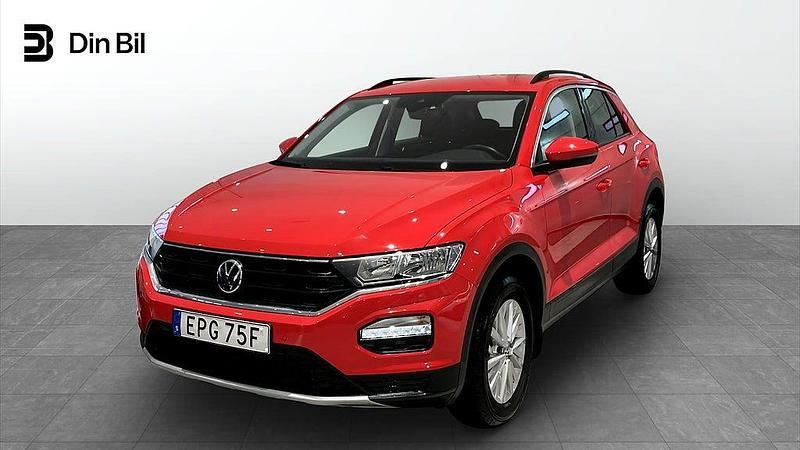 Röd Begagnad 2021 VW T-Roc SUV | 194 900 kr (Superpris) - Bild 1/4