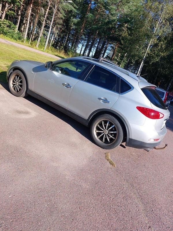 Silver Begagnad 2009 Infiniti Ex37 SUV | 50 000 kr - Bild 1/4