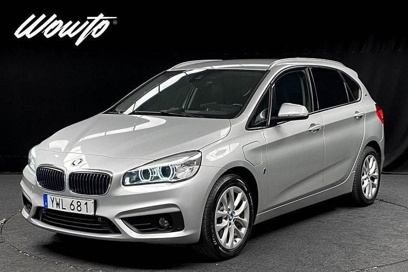 Silver Begagnad 2017 BMW 225 Active Tourer Advantage Minibuss | 175 800 kr (Marknadspris) - Bild 1/3