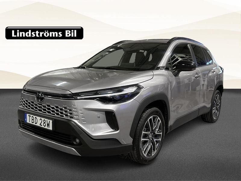 Begagnad Toyota Corolla Cross Style 141 HK (103 kW) 2025 Mörkgrå SUV