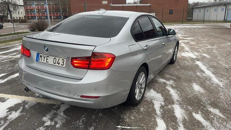 Begagnad BMW 316 116 HK (85 kW) 2013 Sedan