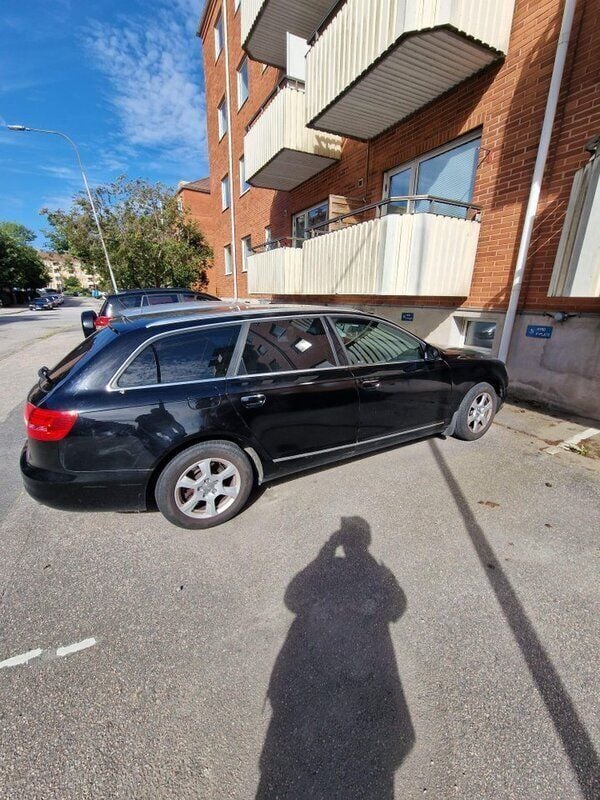 Svart Begagnad 2009 Audi A6 Proline Kombi | 25 000 kr (Superpris) - Bild 1/4