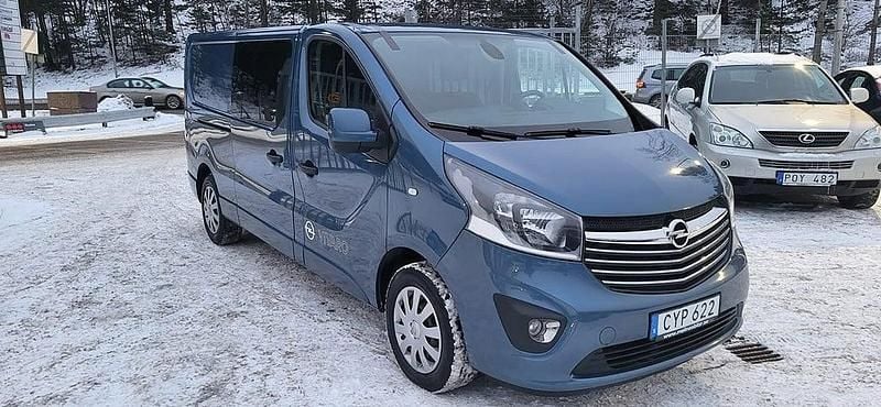 Begagnad Opel Vivaro 145 HK (106 kW) 2018 Minibuss