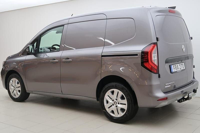 Begagnad Renault Kangoo 116 HK (85 kW) 2023 Grå Minibuss