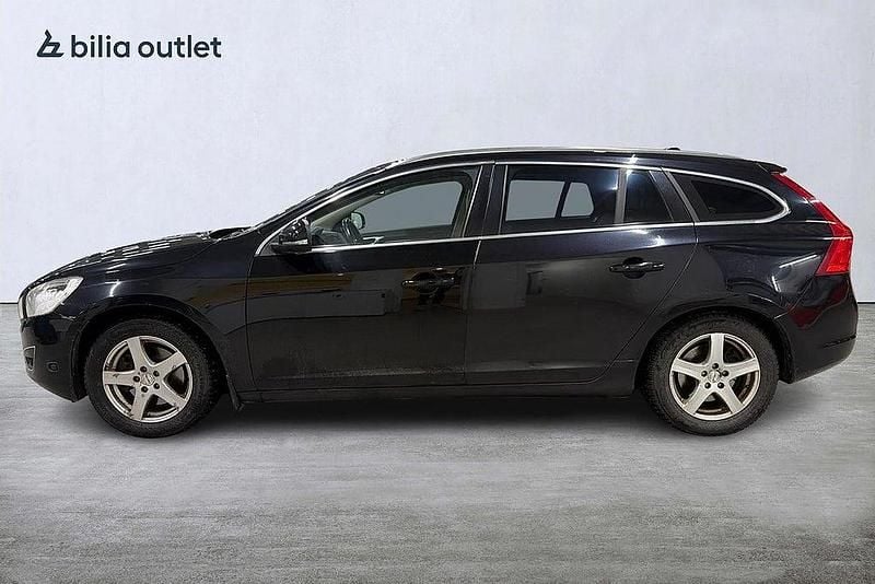 Begagnad Volvo V60 Summum 180 HK (132 kW) 2011 Svart Kombi