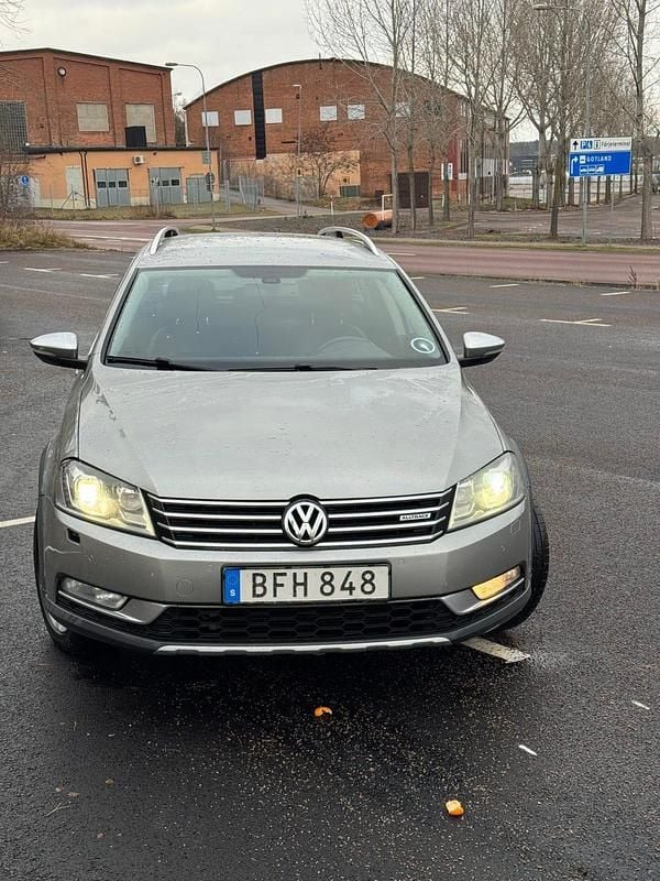 Begagnad 2014 VW Passat Alltrack Kombi | 69 900 kr (Bra pris) - Bild 1/4