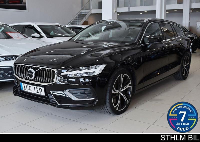 Svart Begagnad 2022 Volvo V60 Inscription Kombi | 419 000 kr (Dyr) - Bild 1/4