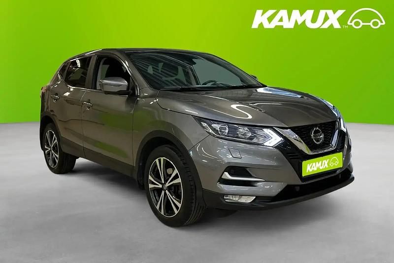 Silver/grå Begagnad 2020 Nissan Qashqai SUV | 198 800 kr (Dyr) - Bild 1/4