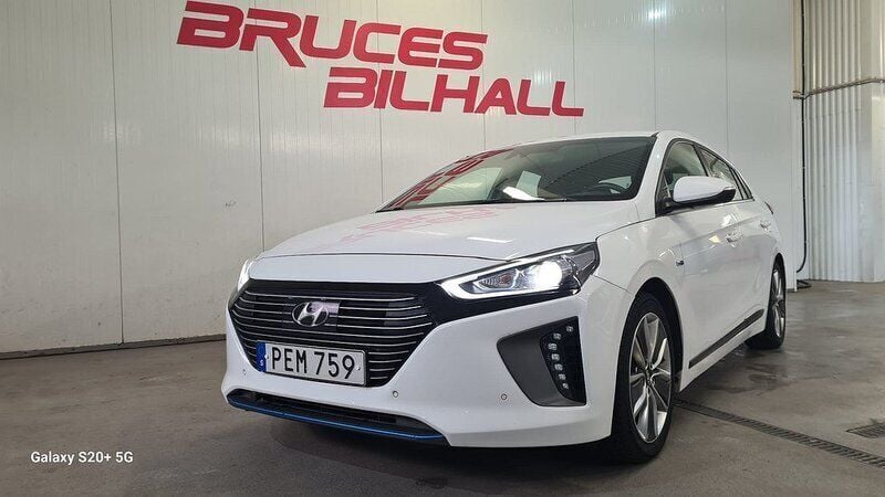 Vit Begagnad 2016 Hyundai Ioniq Eco Sedan | 134 900 kr (Marknadspris) - Bild 1/4