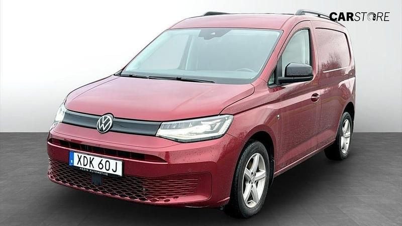 Röd Begagnad 2021 VW Caddy Minibuss | 199 900 kr (Superpris) - Bild 1/4