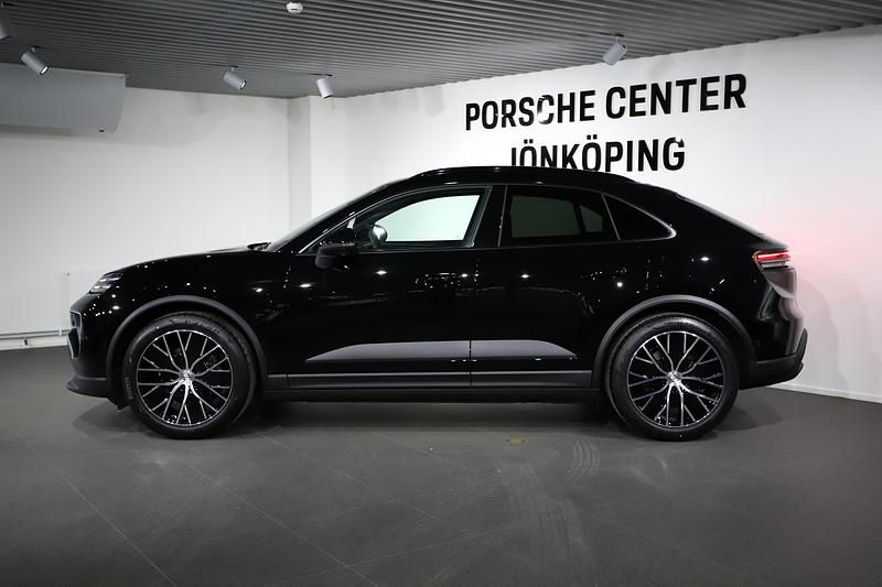 Ny Porsche Macan 4 Electric 2026 Svart SUV