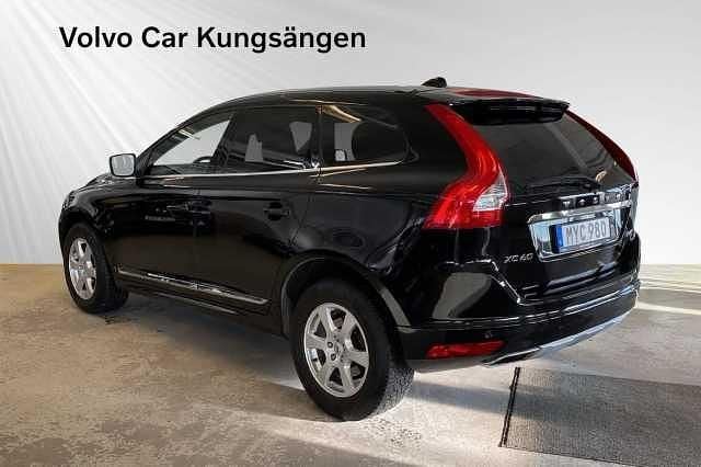 Begagnad Volvo XC60 Standard 190 HK (139 kW) 2017 Svart SUV