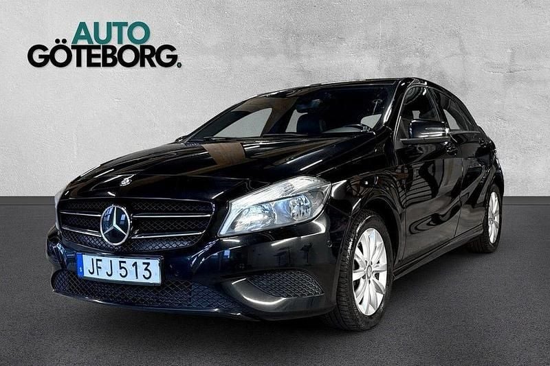 Svart Begagnad 2014 Mercedes A200 Style Halvkombi | 109 900 kr (Marknadspris) - Bild 1/3