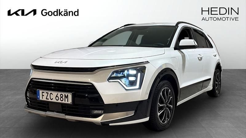 Begagnad Kia Niro Advance 184 HK (135 kW) 2022 Vit SUV