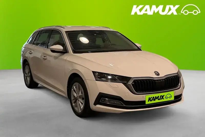 Vit Begagnad 2022 Skoda Octavia Style Kombi | 209 800 kr (Bra pris) - Bild 1/4