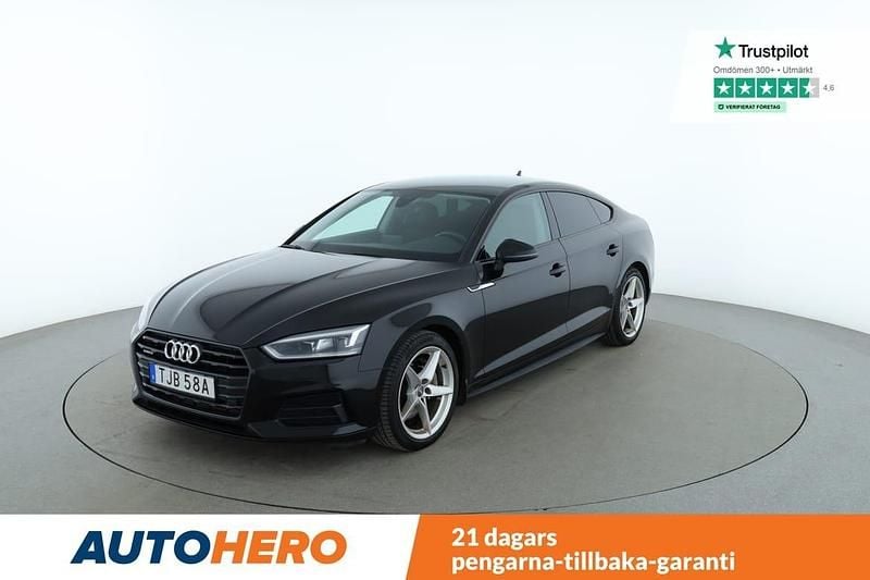 Svart Begagnad 2019 Audi A5 Sportback Sport Halvkombi | 264 000 kr (Marknadspris) - Bild 1/4