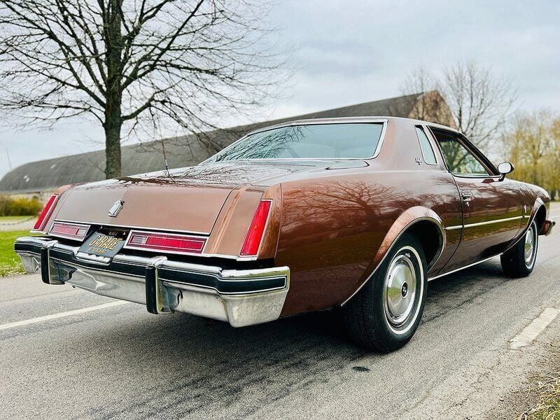 Begagnad Buick Regal 170 HK (125 kW) 1977 Firemist brown Sportkupé