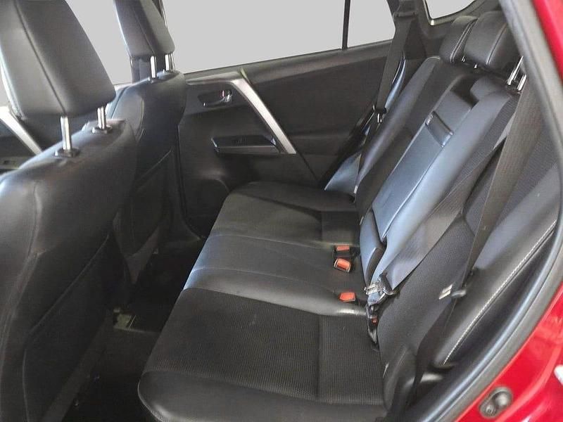 Begagnad Toyota RAV4 Hybrid Edition 200 HK (147 kW) 2018 Röd SUV