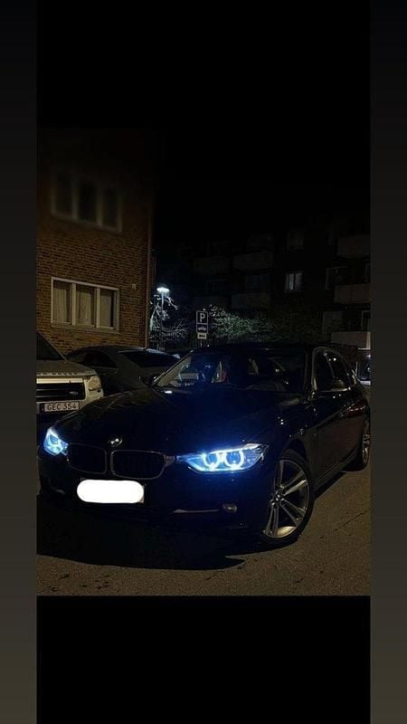 Begagnad 2014 BMW 320 Sedan | 155 000 kr (Bra pris) - Bild 1/4