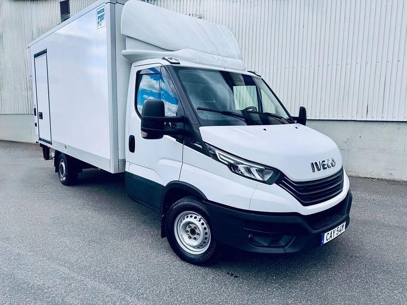 Vit Begagnad 2022 Iveco Daily Van | 449 900 kr - Bild 1/4