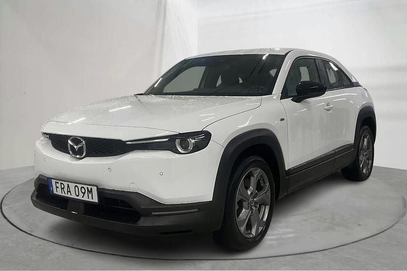 Begagnad Mazda MX30 106 kW (145 HK) 2023 Vit SUV