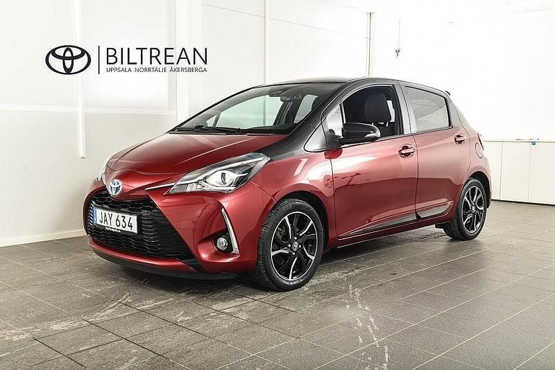 Begagnad Toyota Yaris 2018 Röd