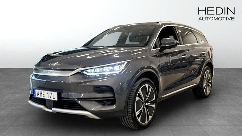 Grå (grey) Begagnad 2025 BYD Tang SUV | 699 900 kr (Marknadspris) - Bild 1/4