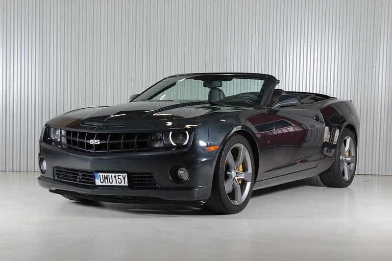 Svart Begagnad 2012 Chevrolet Camaro SS Cab | 249 000 kr (Marknadspris) - Bild 1/4