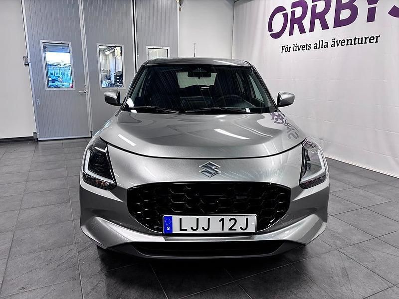 Ny Suzuki Swift 83 HK (61 kW) 2025 Grå Halvkombi