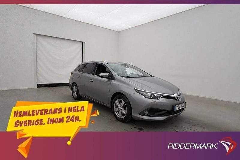 Ljusgrå Begagnad 2016 Toyota Auris Kombi | 124 900 kr (Marknadspris) - Bild 1/3
