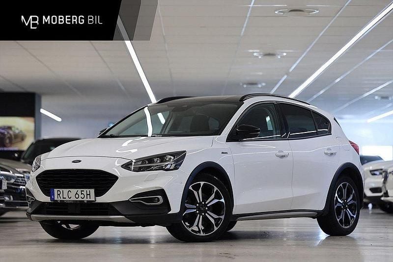 Vit Begagnad 2019 Ford Focus Active Halvkombi | 189 900 kr (Lite dyr) - Bild 1/3