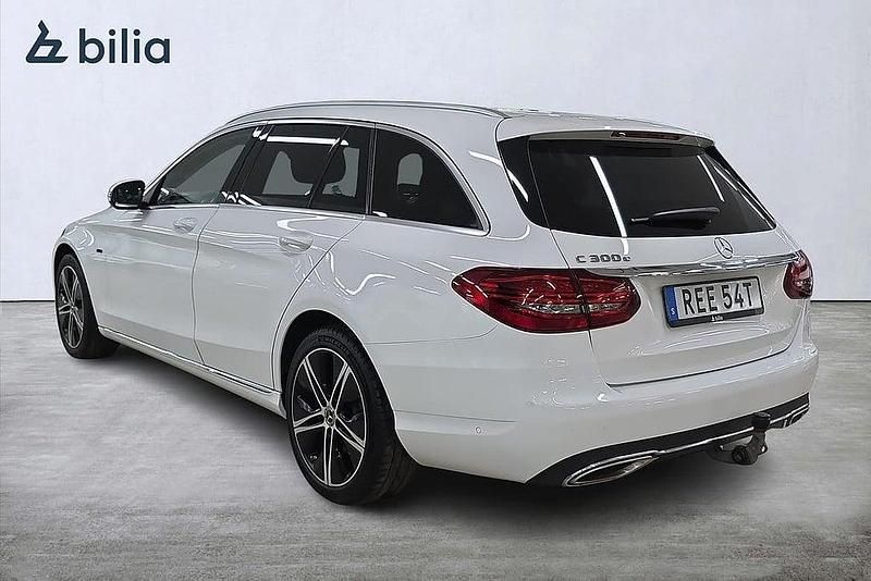 Begagnad Mercedes C300e 211 HK (155 kW) 2020 Vit Kombi