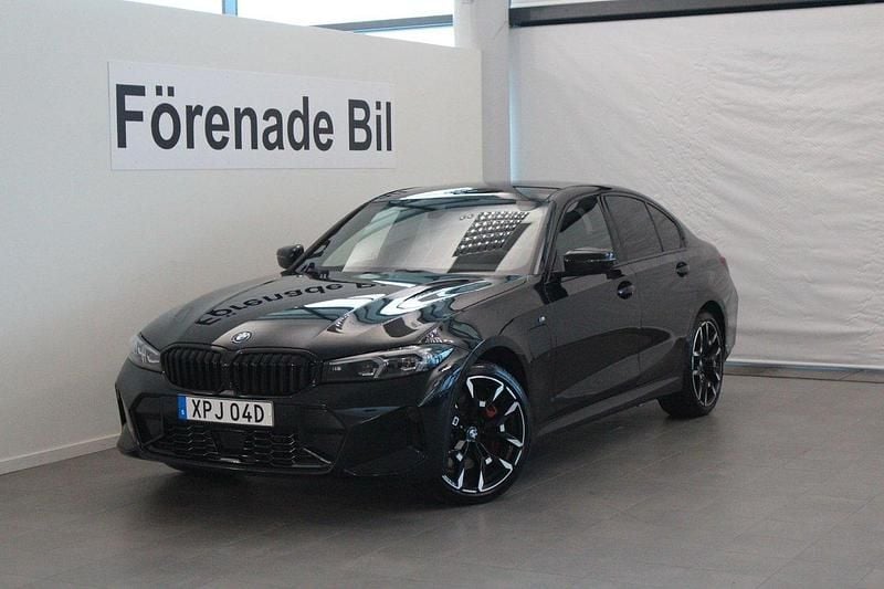 Svart Begagnad 2024 BMW 330e M Sport Sedan | 559 000 kr (Dyr) - Bild 1/4