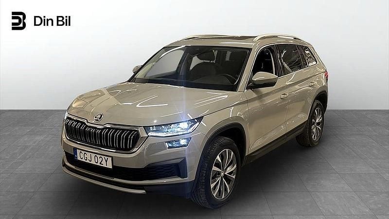 Grå Begagnad 2022 Skoda Kodiaq Style SUV | 434 900 kr (Lite dyr) - Bild 1/4