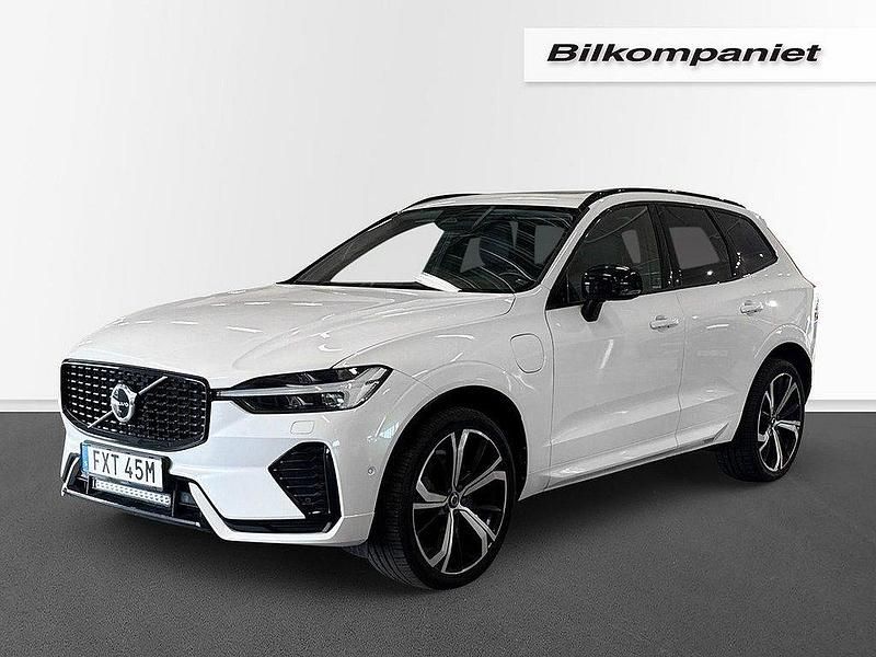 Vit Begagnad 2022 Volvo XC60 Plus SUV | 448 000 kr (Lite dyr) - Bild 1/4