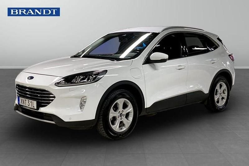 Vit Begagnad 2023 Ford Kuga Titanium SUV | 249 900 kr (Marknadspris) - Bild 1/4