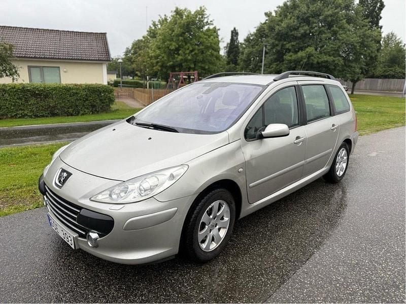 Grå Begagnad 2008 Peugeot 307 Kombi | 16 500 kr (Bra pris) - Bild 1/4