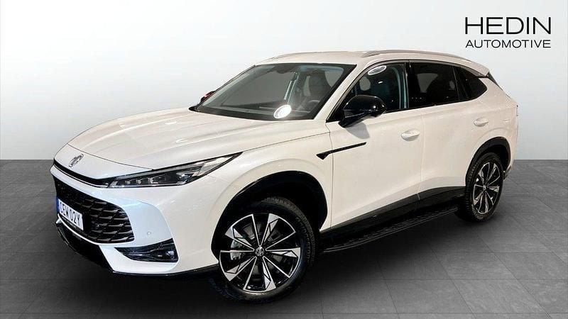 Vit (white) Ny 2024 MG HS Luxury SUV | 439 900 kr (Marknadspris) - Bild 1/4