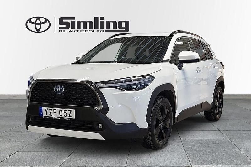 Begagnad Toyota Corolla Cross Executive 197 HK (144 kW) 2022 Vit SUV