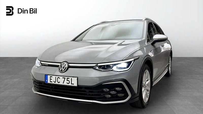 Grå Begagnad 2022 VW Golf Alltrack Kombi | 339 900 kr (Lite dyr) - Bild 1/4