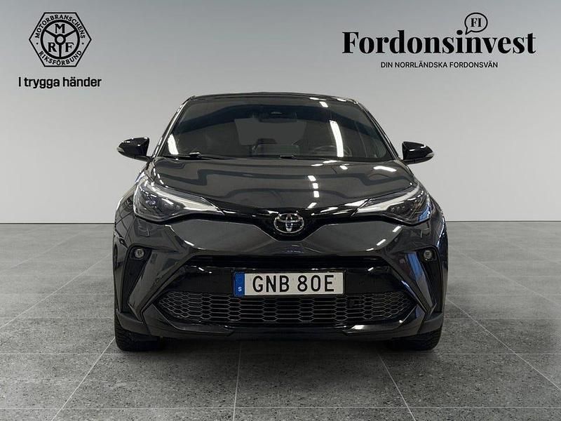 Begagnad Toyota C-HR Sport 184 HK (135 kW) 2021 Grå SUV