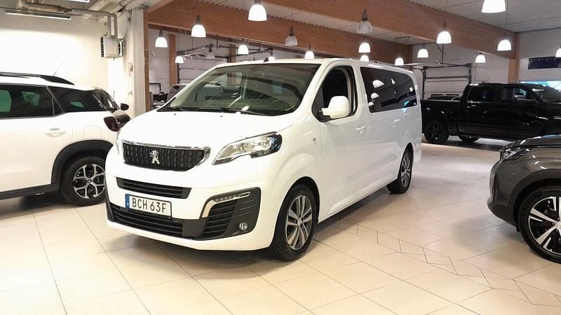 Vit Begagnad 2020 Peugeot Traveller Van | 349 900 kr - Bild 1/4