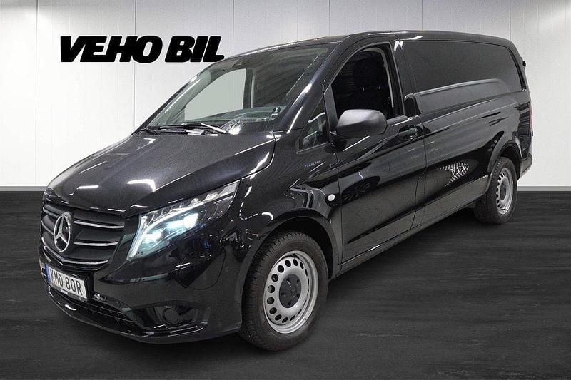Svart (svart metallic) Begagnad 2024 Mercedes e-Vito Van | 374 875 kr (Superpris) - Bild 1/4