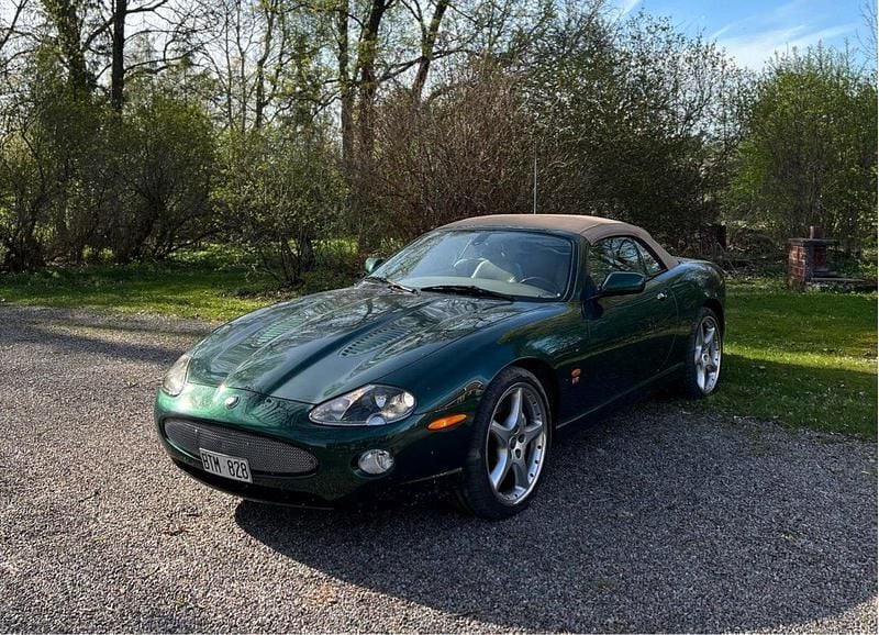 Grön Begagnad 2005 Jaguar XKR Cab | 299 000 kr - Bild 1/4