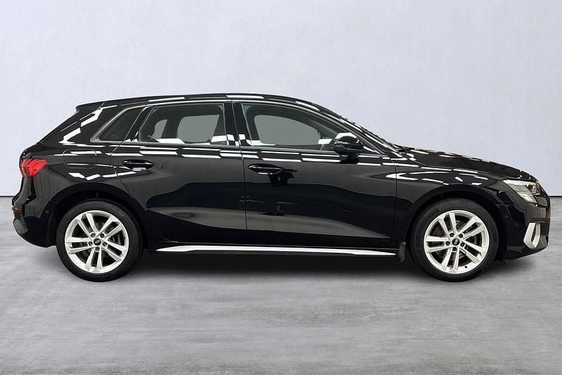 Begagnad Audi A3 Proline 151 HK (111 kW) 2021 Svart Sedan