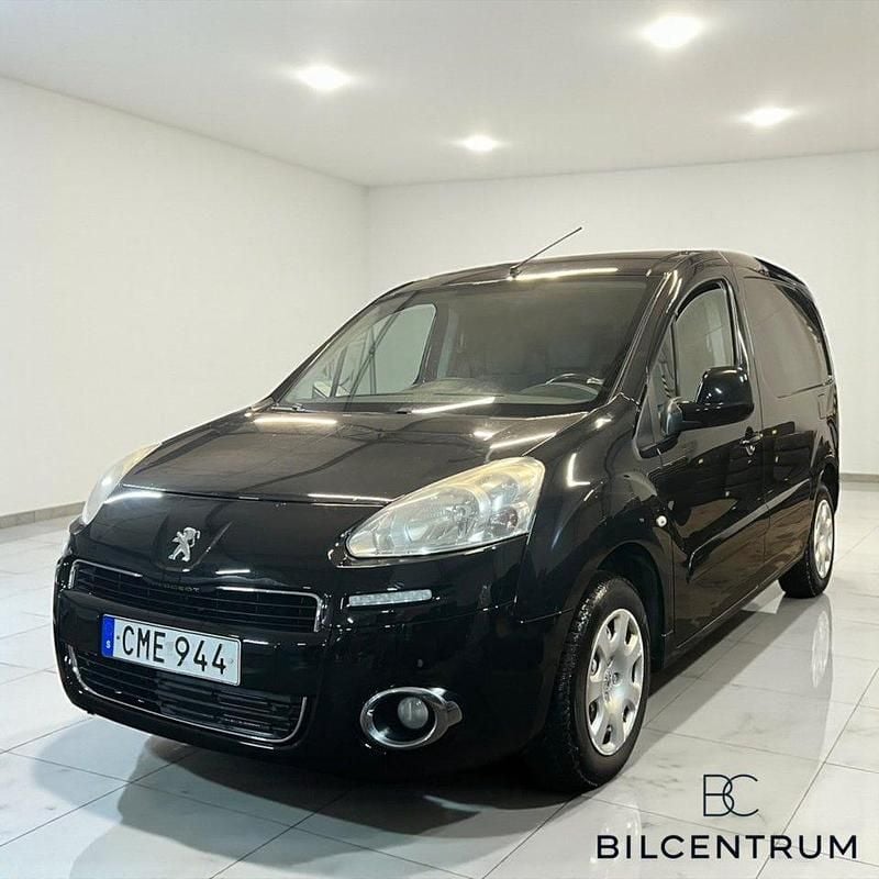 Svart Begagnad 2014 Peugeot Partner Van | 54 900 kr (Marknadspris) - Bild 1/4