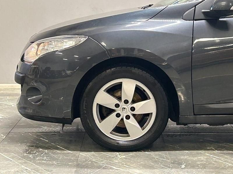 Begagnad Renault Mégane III 110 HK (80 kW) 2011 Grå