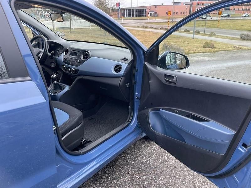 Begagnad Hyundai i10 67 HK (49 kW) 2015 Halvkombi