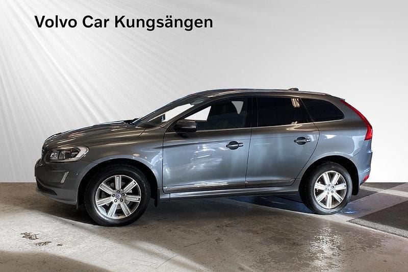 Begagnad Volvo XC60 Standard 192 HK (141 kW) 2017 Grå SUV